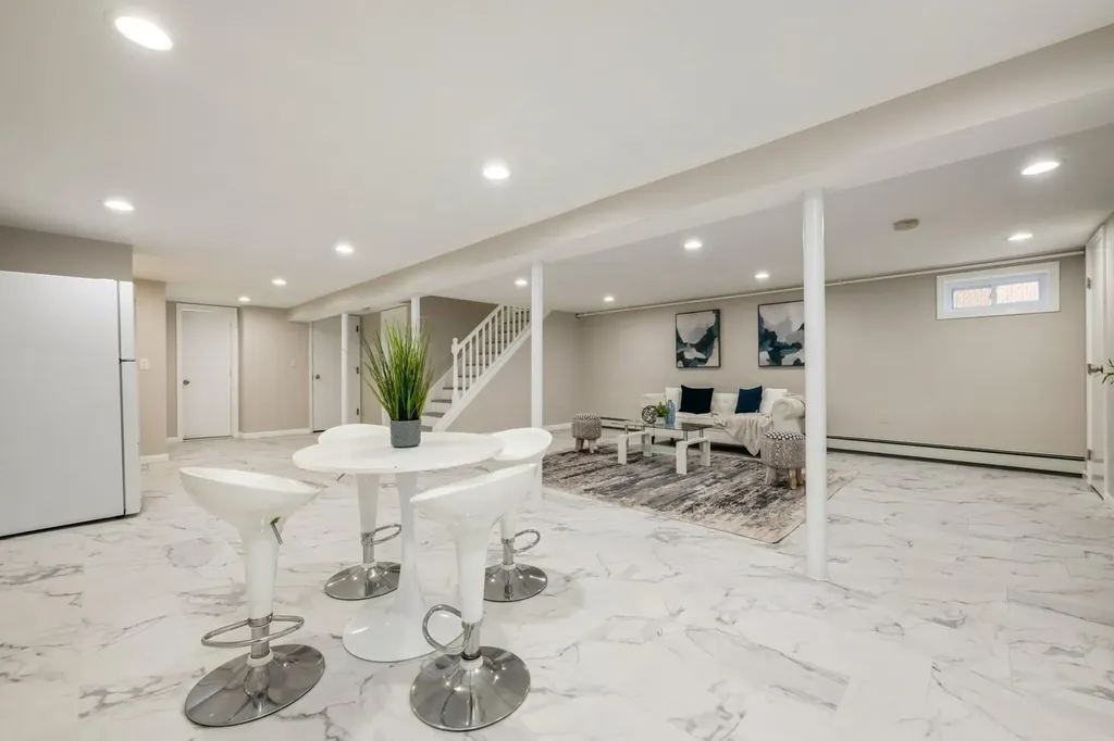 140 Sheridan Boulevard Mineola NY 11501