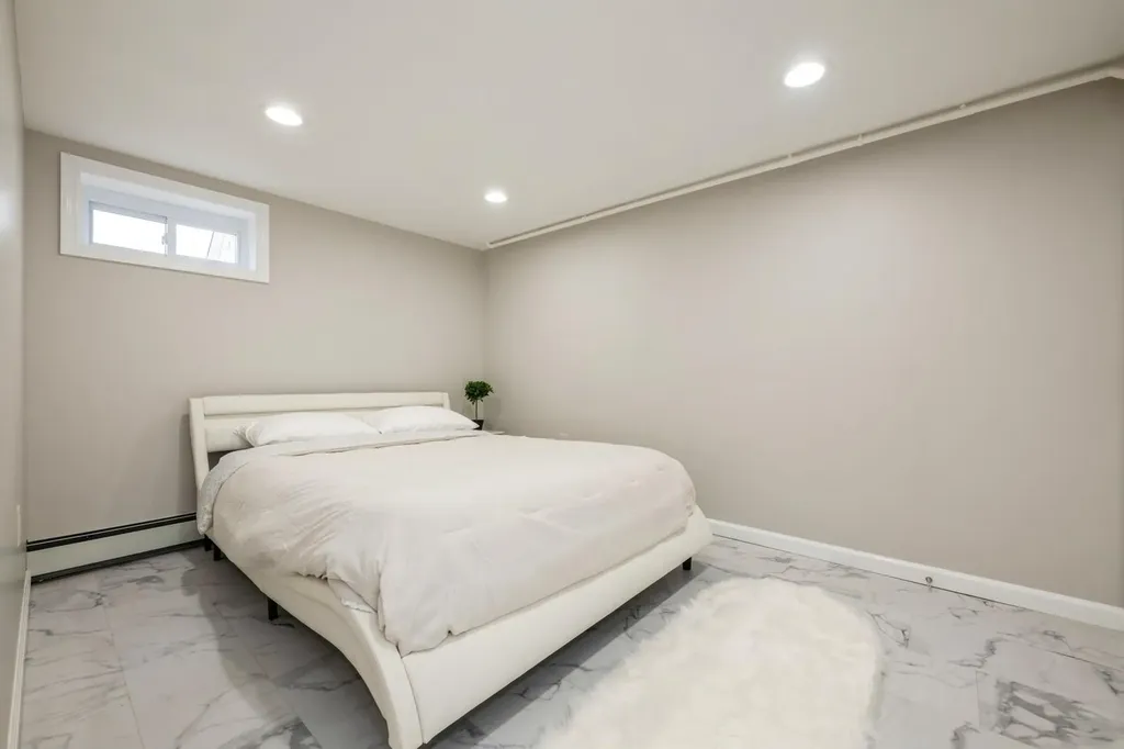 140 Sheridan Boulevard Mineola NY 11501