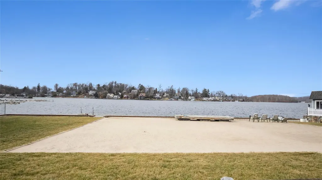 141 E Lake Boulevard Mahopac NY 10541