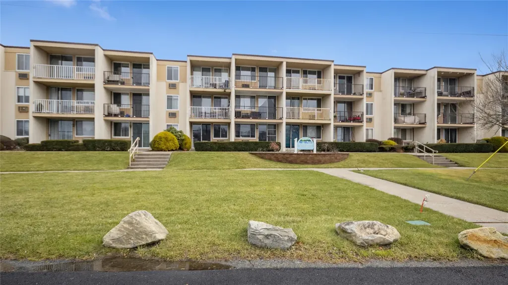 141 E Lake Boulevard Mahopac NY 10541
