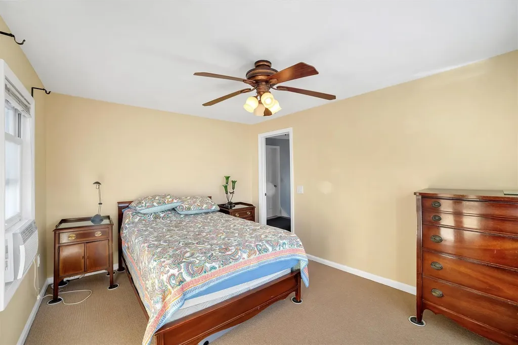 3988 Rombouts Avenue Bronx NY 10466