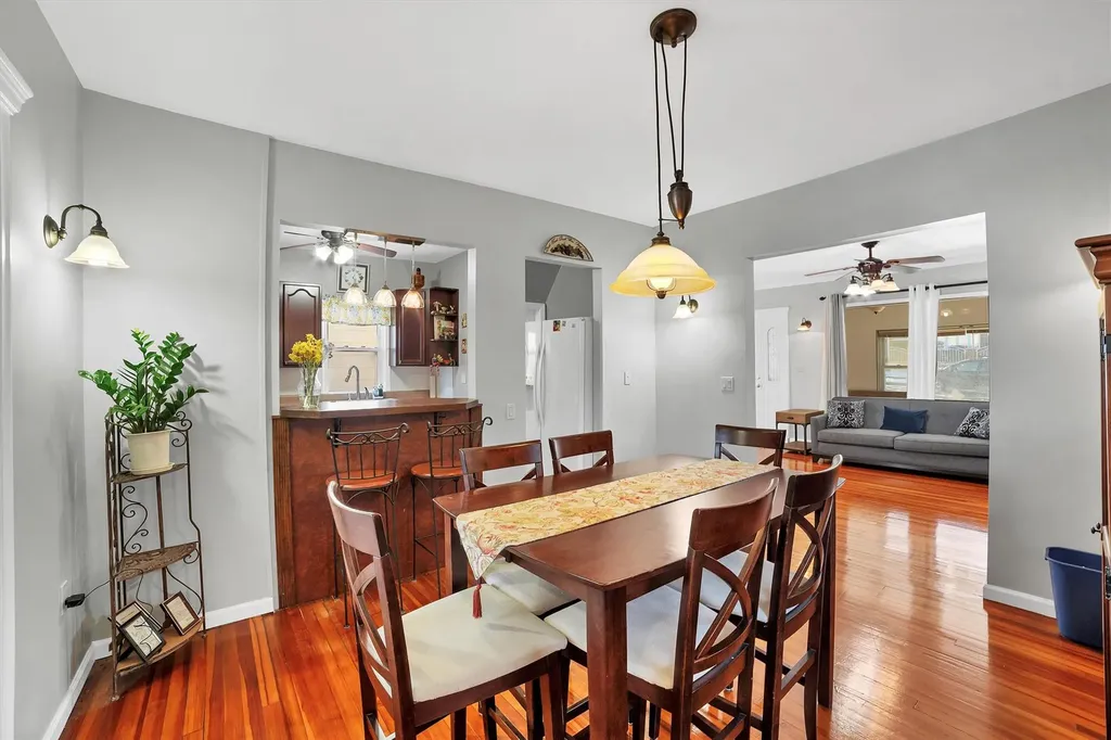 3988 Rombouts Avenue Bronx NY 10466