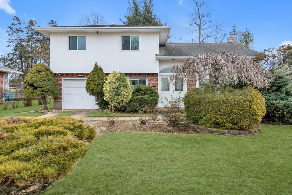 326 White Birch Lane Jericho NY 11753