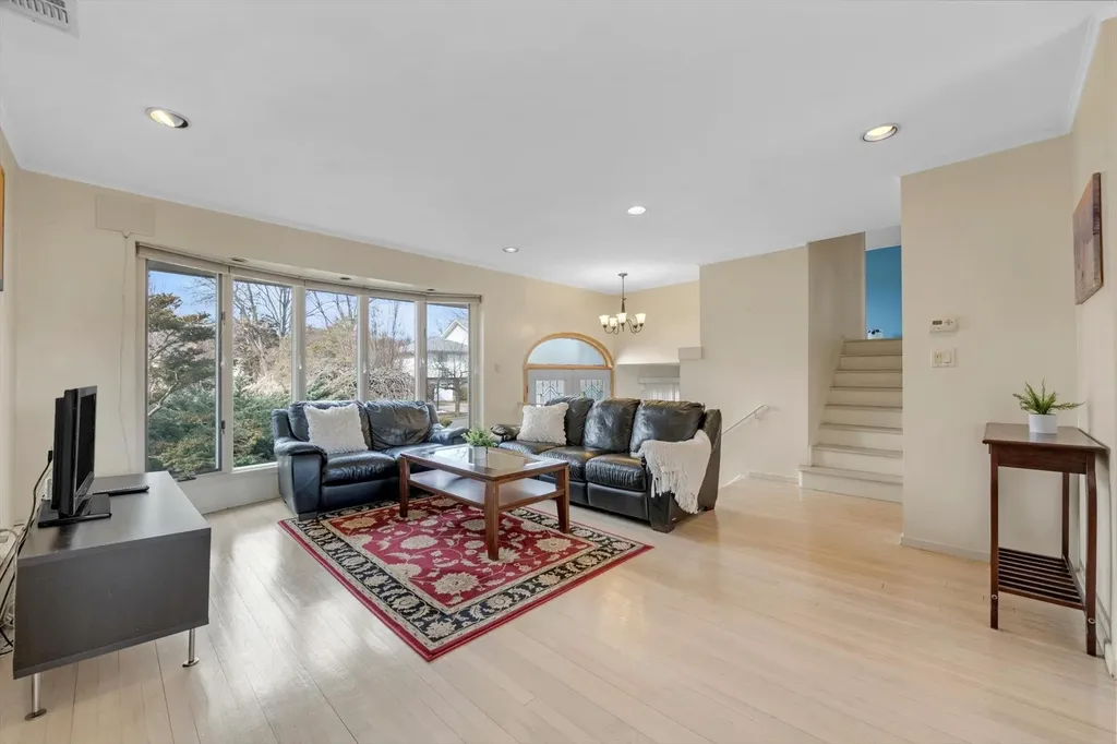 326 White Birch Lane Jericho NY 11753