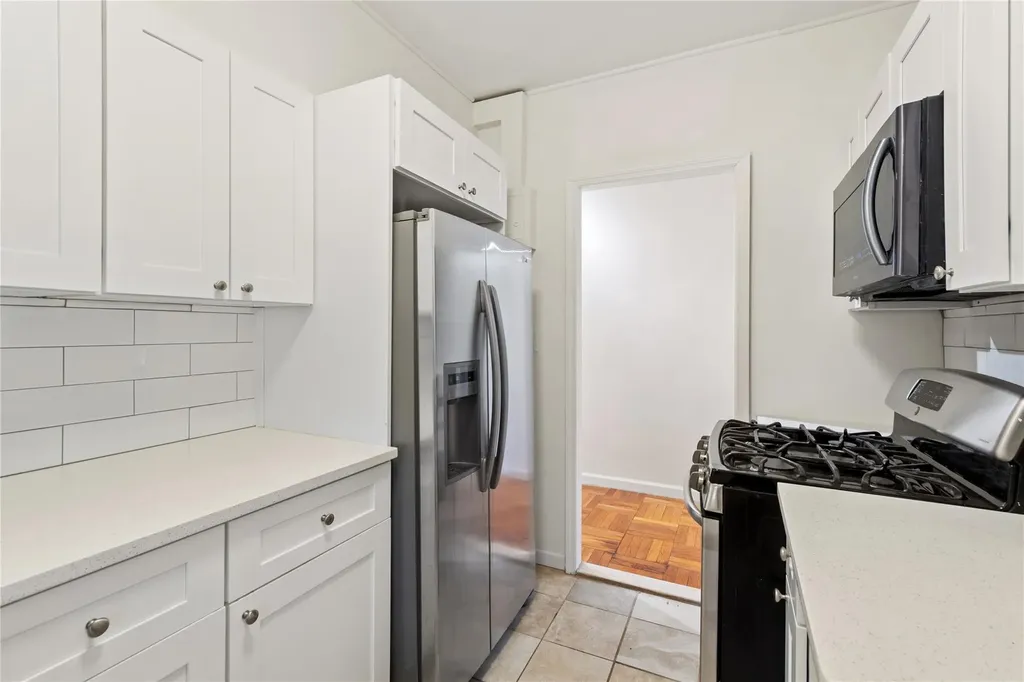 1936 E Tremont Avenue Bronx NY 10462