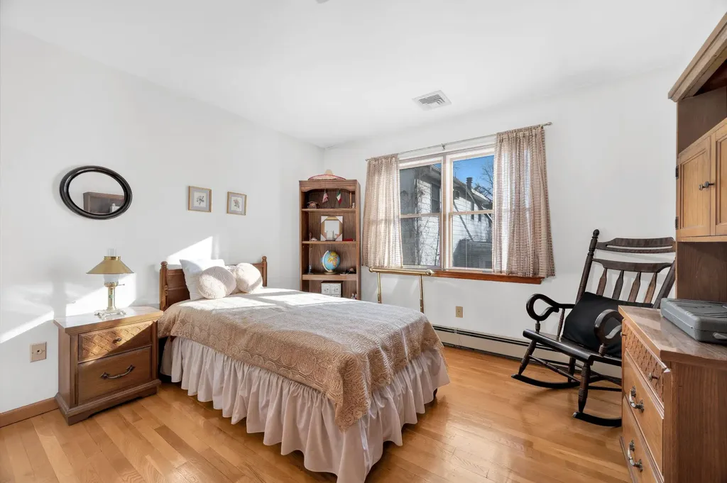 187 Minerva Drive Yonkers NY 10710