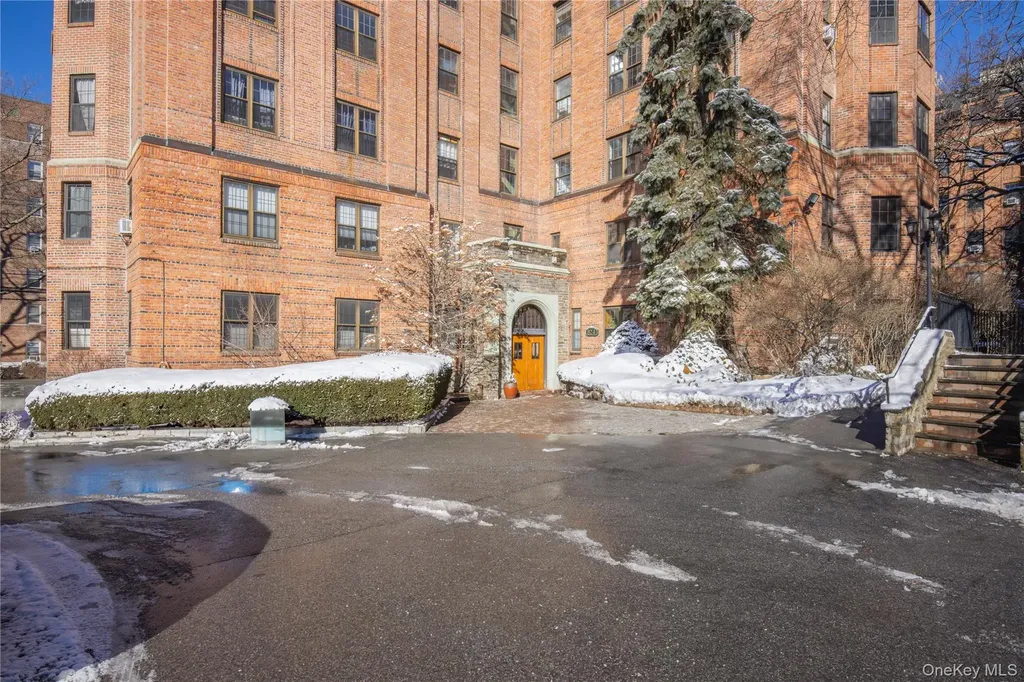 824 Bronx River Road Bronxville NY 10708