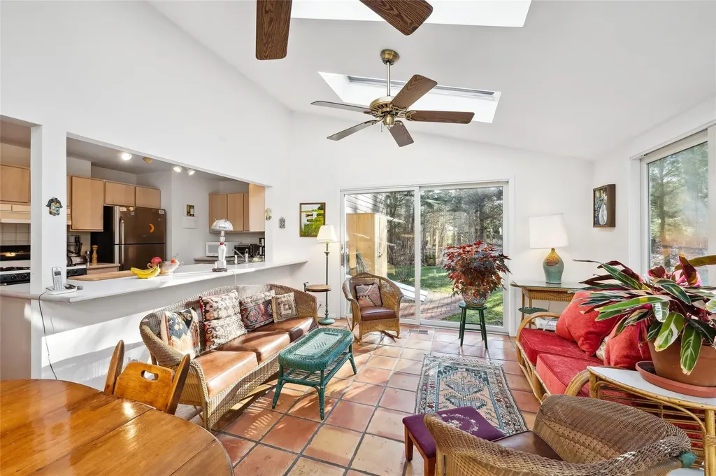 34 Underwood Drive East Hampton NY 11937