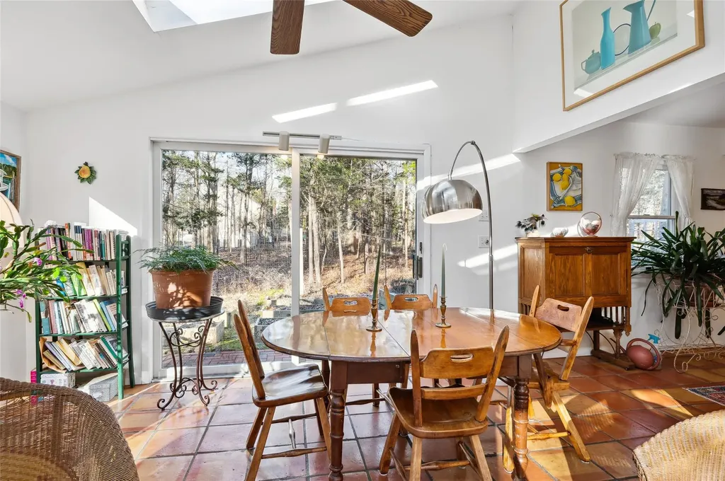 34 Underwood Drive East Hampton NY 11937