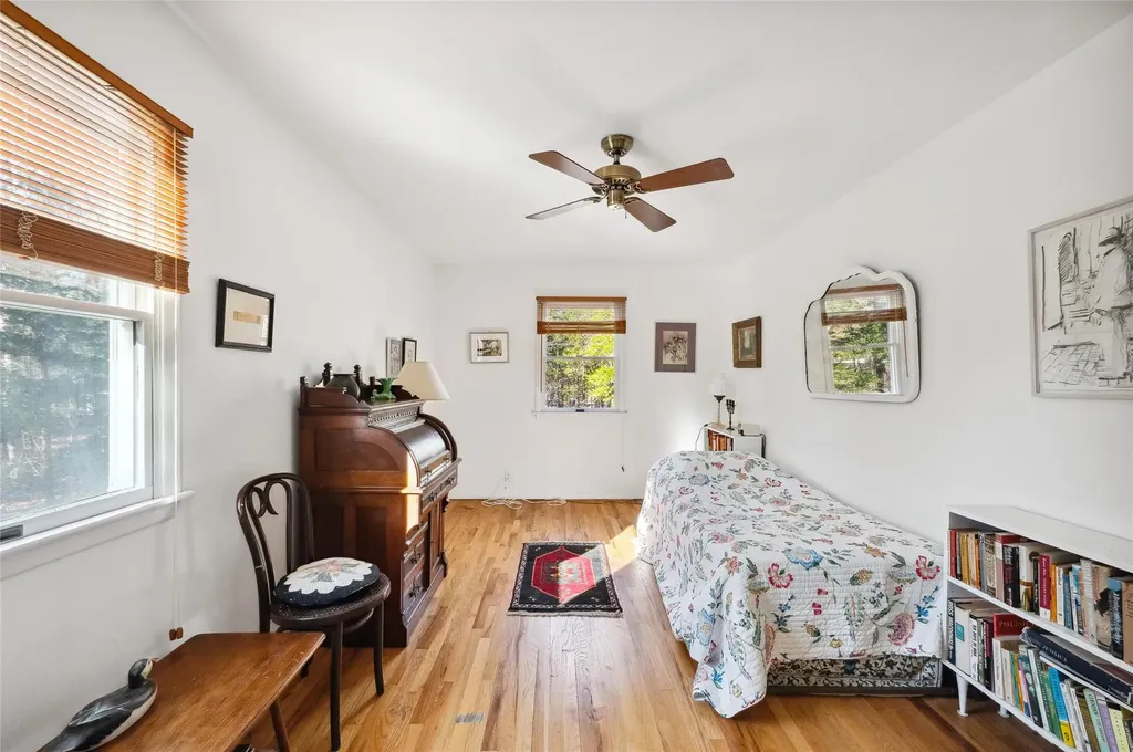 34 Underwood Drive East Hampton NY 11937