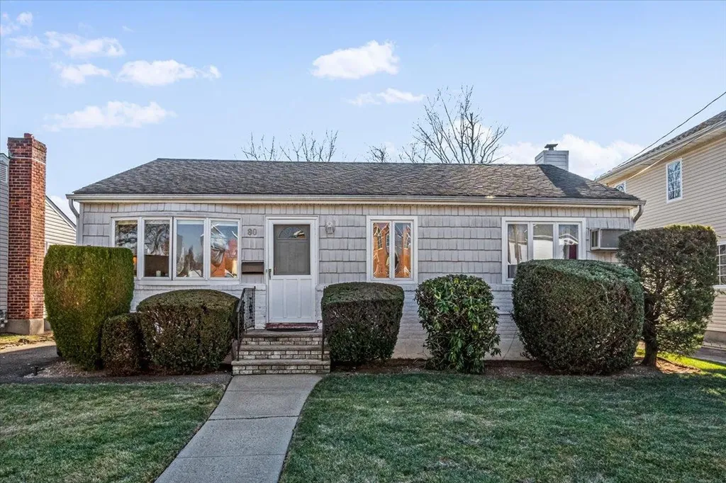 80 5th Street New Hyde Park NY 11040