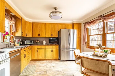 30 Amagansett Drive Sound Beach NY 11789