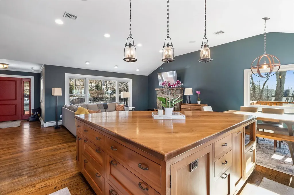 20 Bristol Place Chappaqua NY 10514