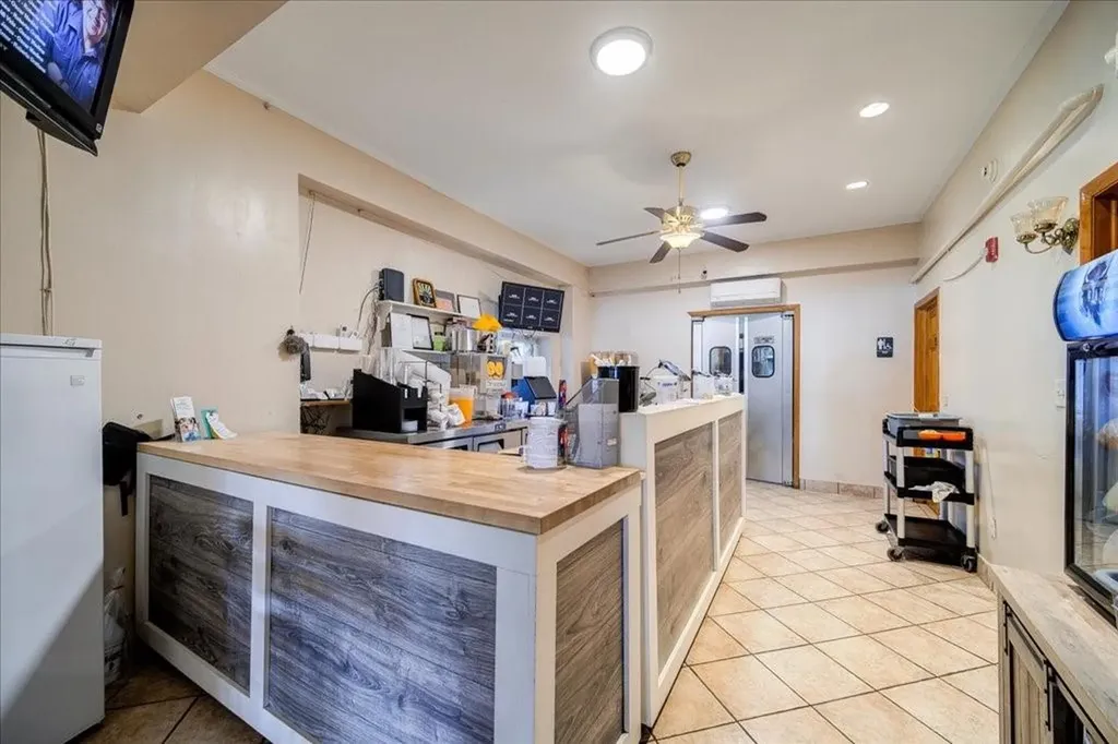 346 Broadway Newburgh NY 12550