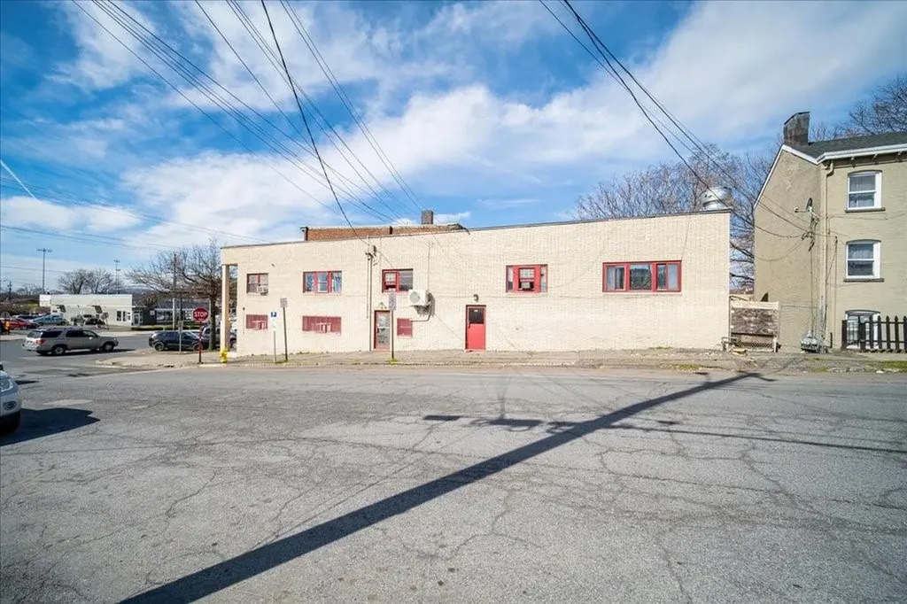 346 Broadway Newburgh NY 12550