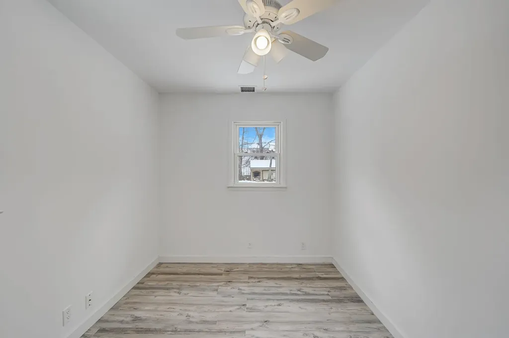 7 Cora Court Hampton Bays NY 11946