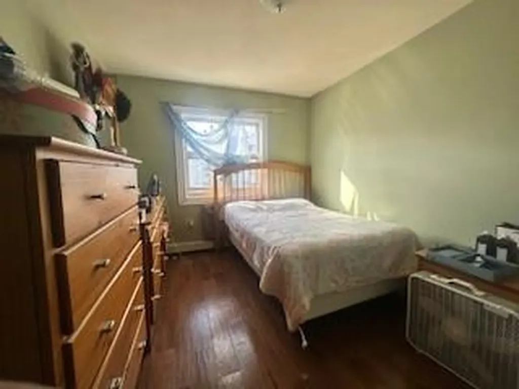 3607 Pratt Avenue Bronx NY 10466