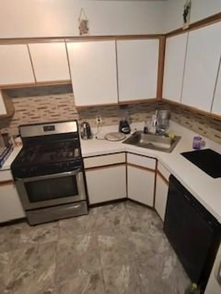 3607 Pratt Avenue Bronx NY 10466