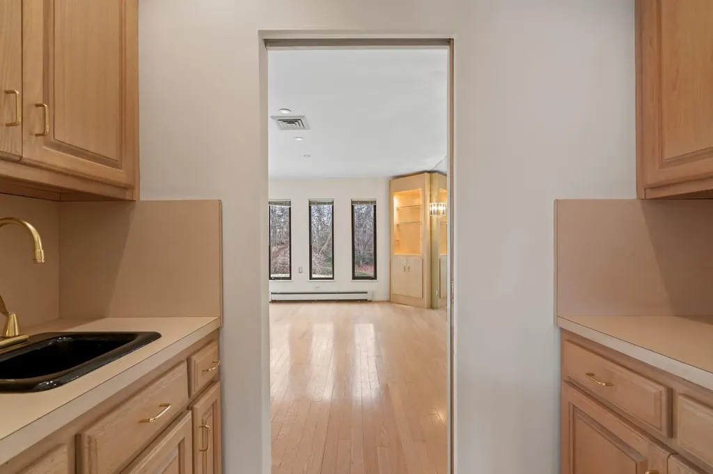 9 Talburn Lane Dix Hills NY 11746