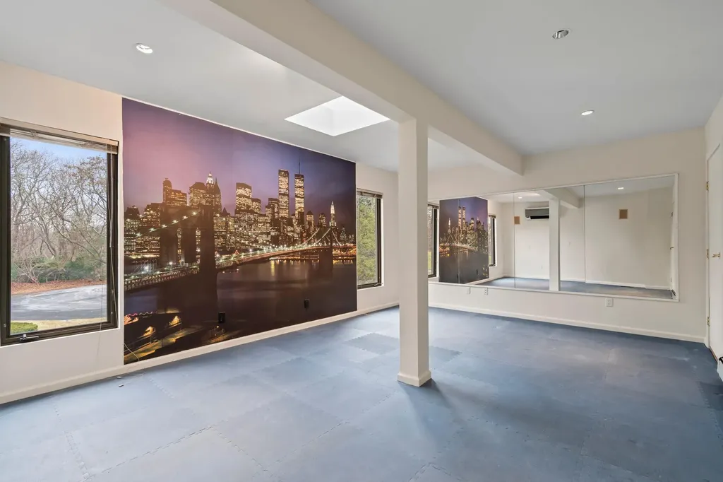 9 Talburn Lane Dix Hills NY 11746