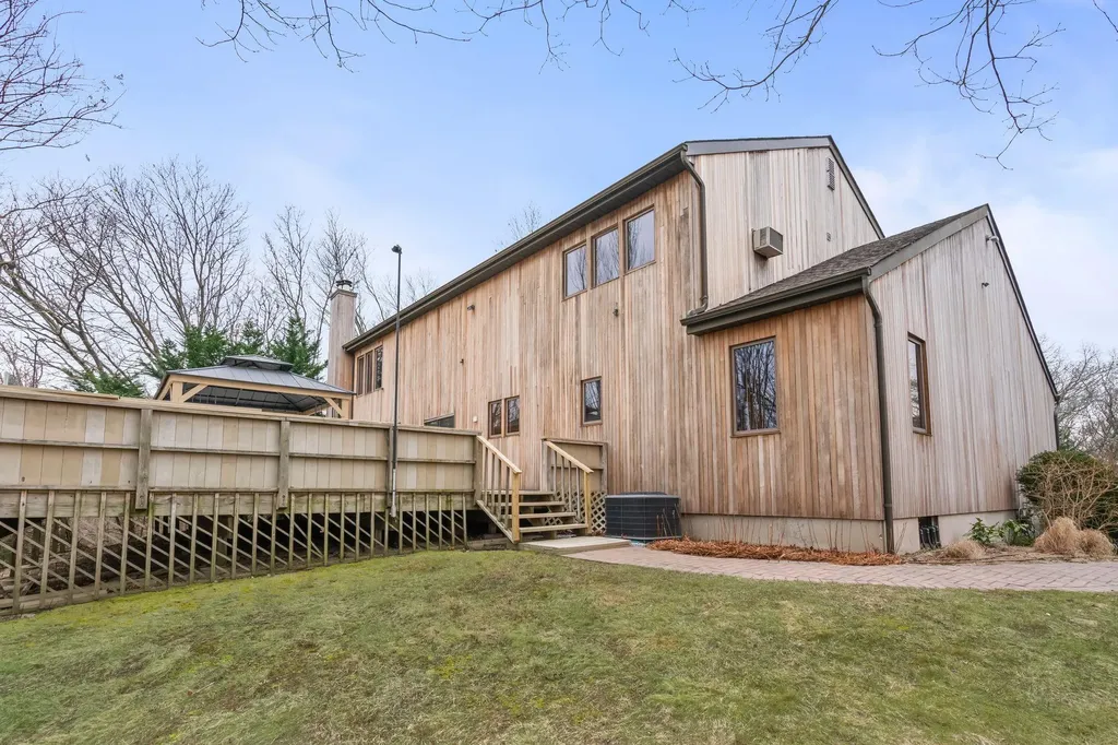 9 Talburn Lane Dix Hills NY 11746
