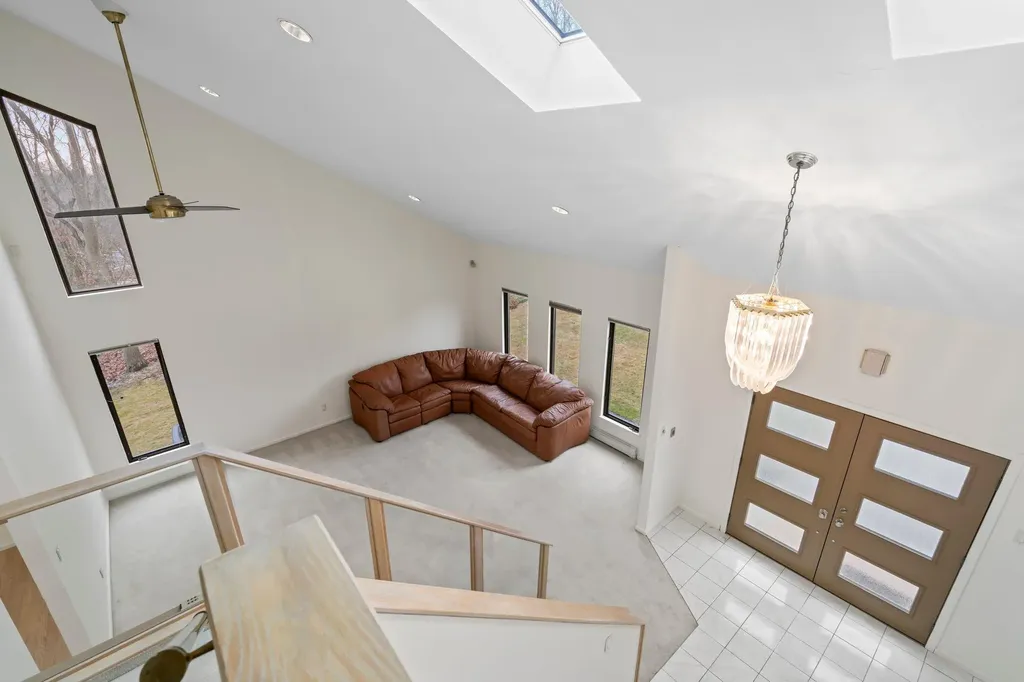 9 Talburn Lane Dix Hills NY 11746