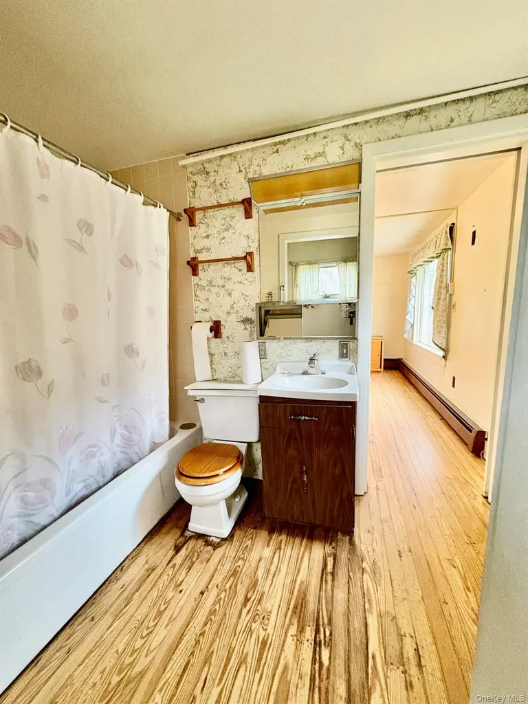 23 Riverside Drive Roscoe NY 12776