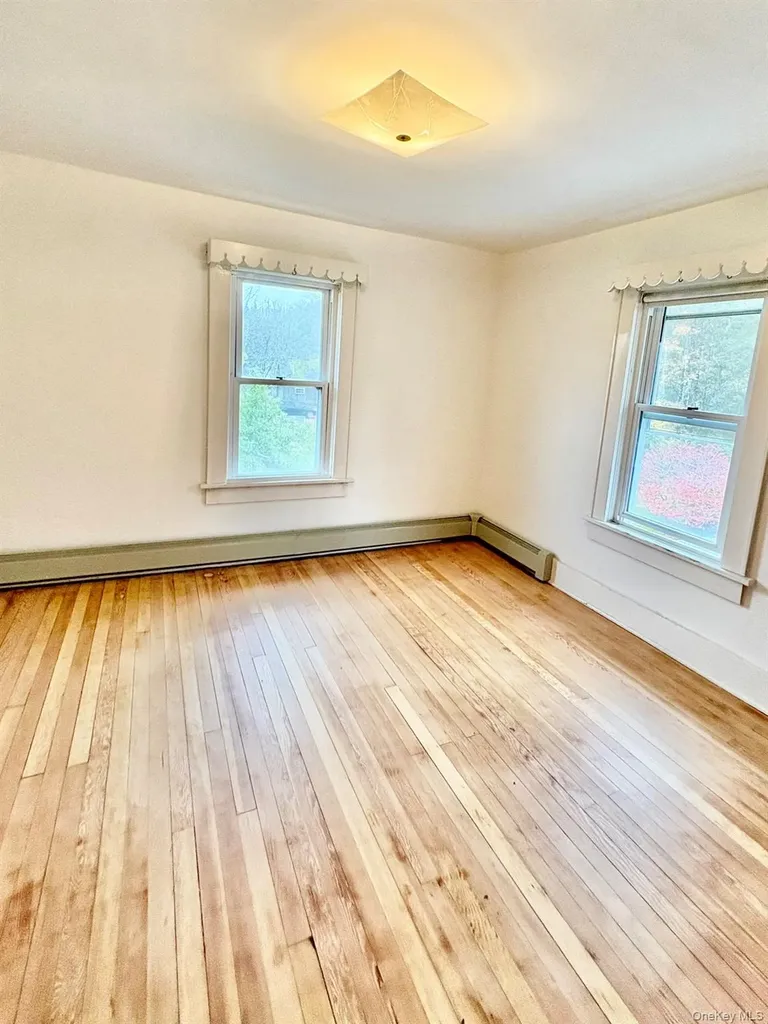 23 Riverside Drive Roscoe NY 12776