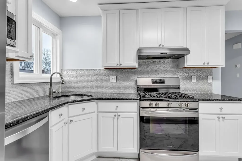 1825 Old Mill Road Merrick NY 11566