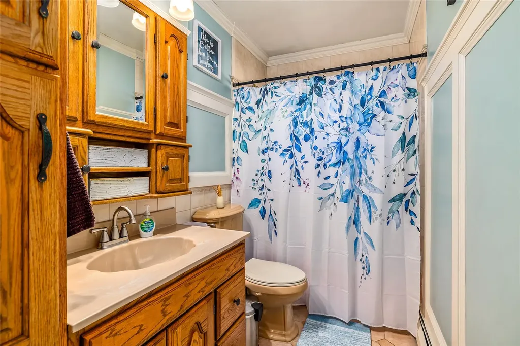 1454 Manor Lane Bay Shore NY 11706