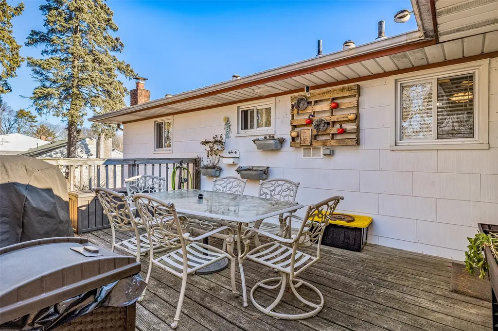 1454 Manor Lane Bay Shore NY 11706