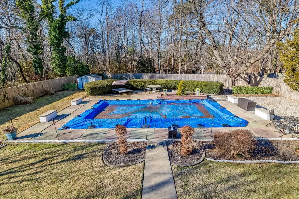 1454 Manor Lane Bay Shore NY 11706