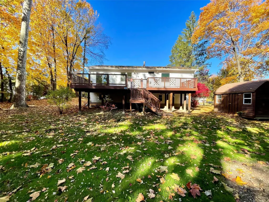 27 Hankin Loop Poughkeepsie NY 12601