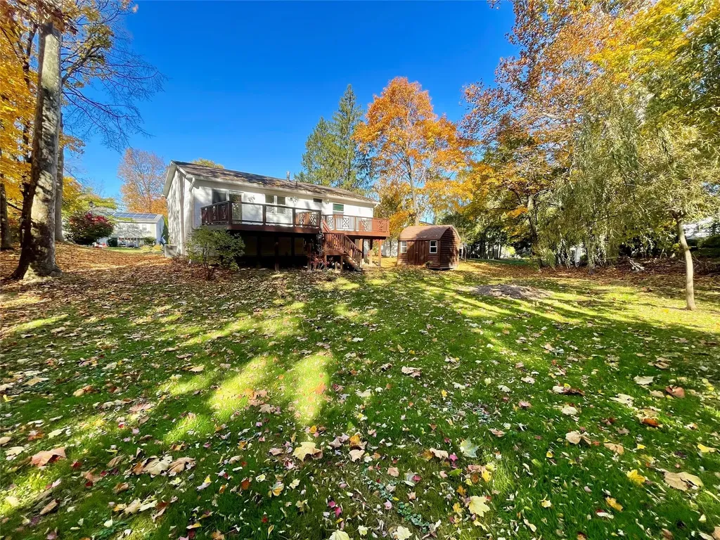 27 Hankin Loop Poughkeepsie NY 12601