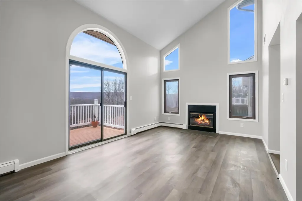 31 Darin Road Warwick NY 10990