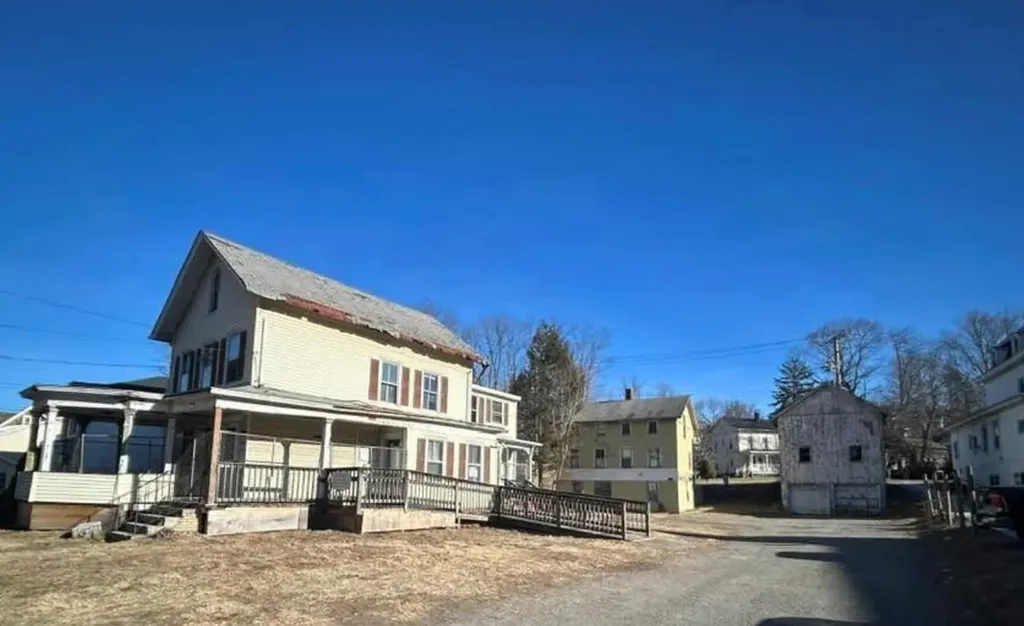 466 N Main Street Brewster NY 10509