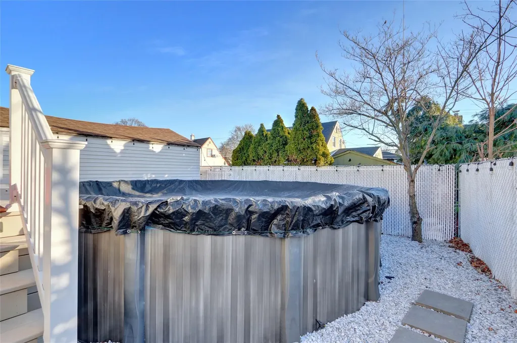366 Coolidge Avenue Oceanside NY 11572
