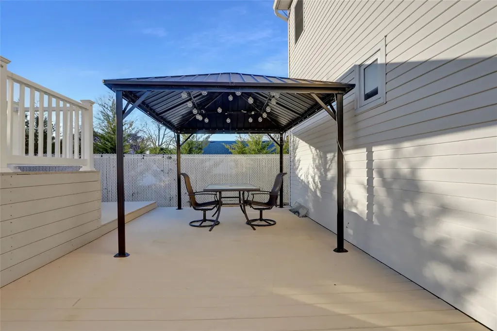366 Coolidge Avenue Oceanside NY 11572