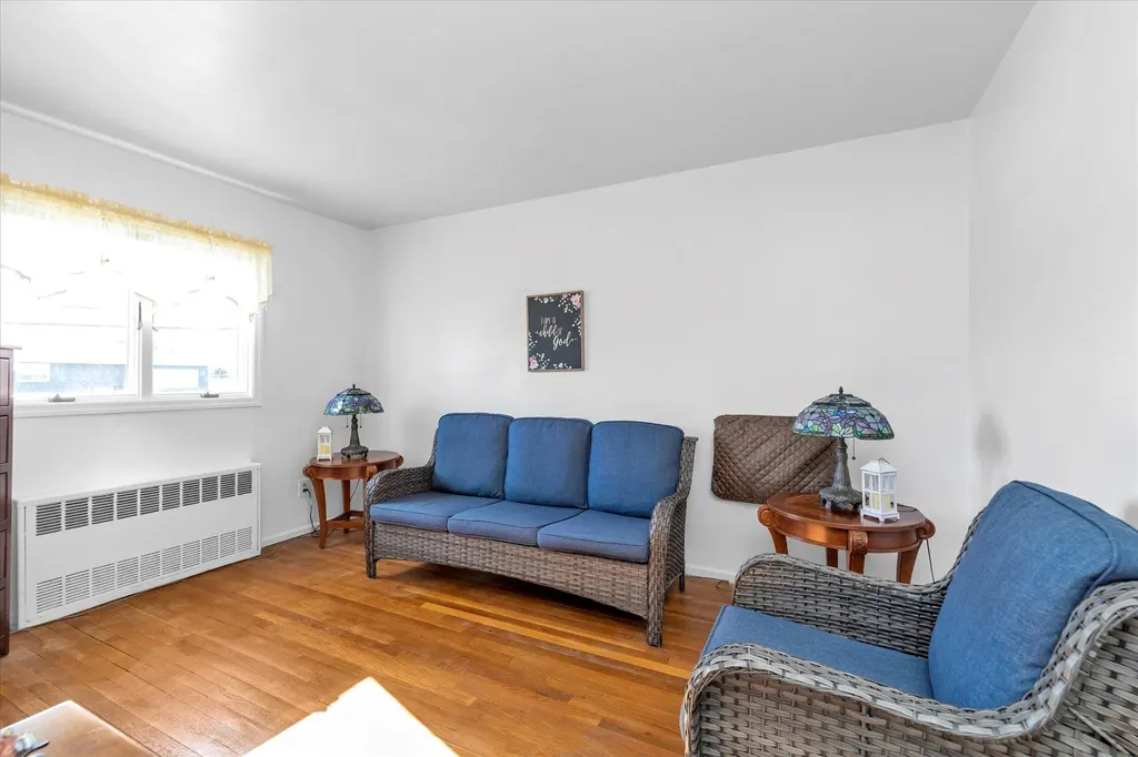 34 Evergreen Avenue Bethpage NY 11714