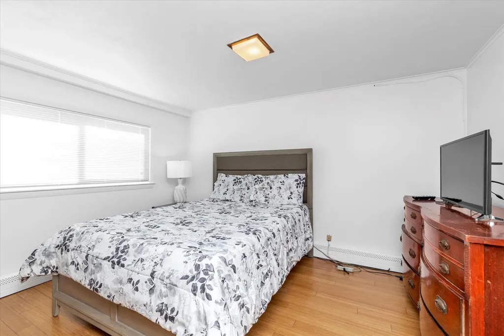 34 Evergreen Avenue Bethpage NY 11714