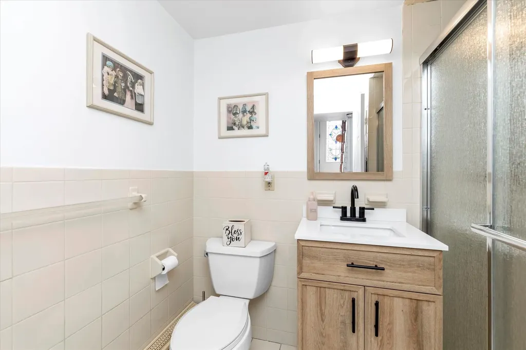 34 Evergreen Avenue Bethpage NY 11714