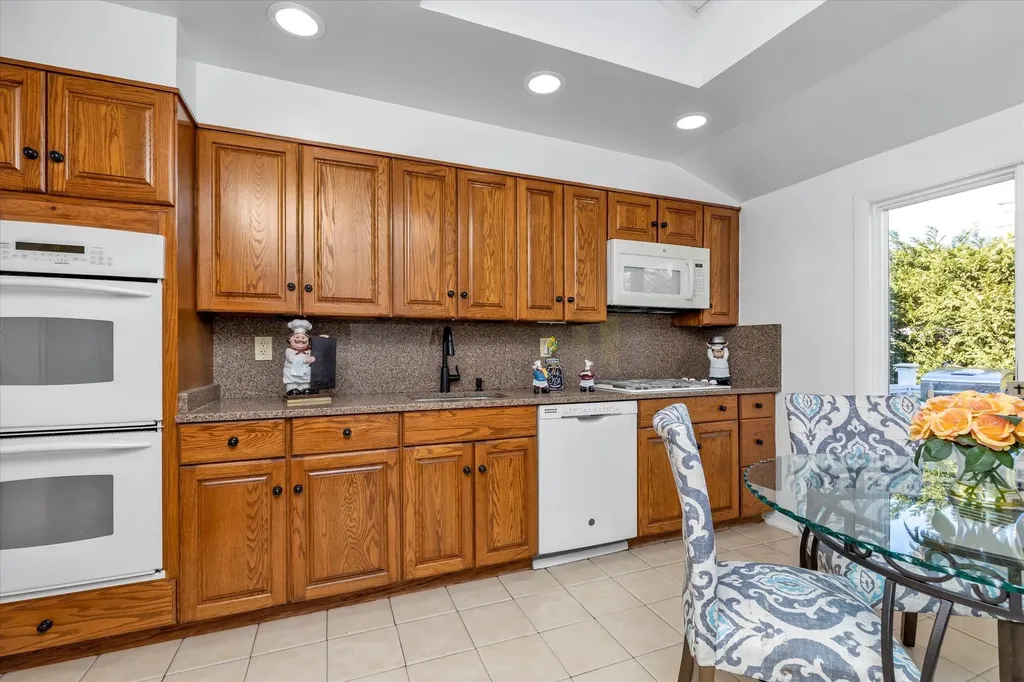34 Evergreen Avenue Bethpage NY 11714