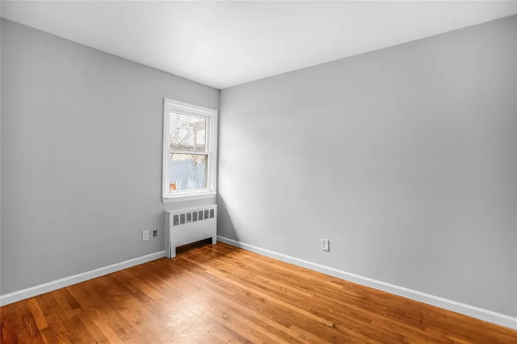 15 1st Place New Hyde Park NY 11040