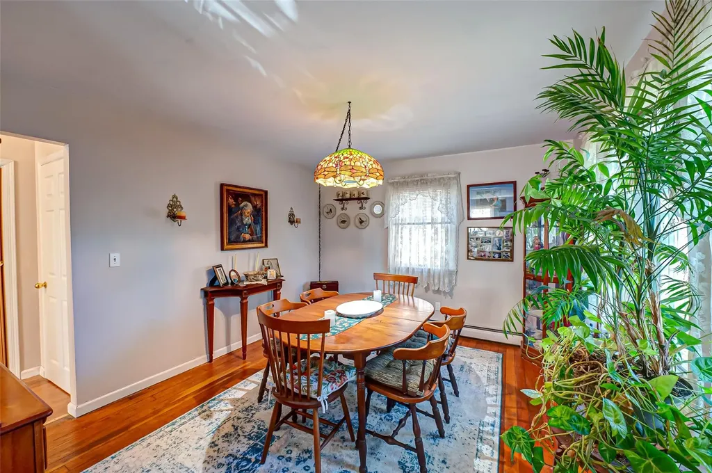 34 Aster Road Rocky Point NY 11778