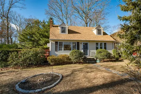 34 Aster Road Rocky Point NY 11778