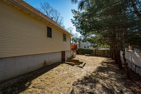 34 Aster Road Rocky Point NY 11778