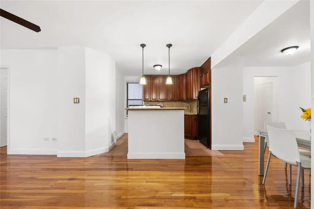 140-10 84th Drive Briarwood NY 11435