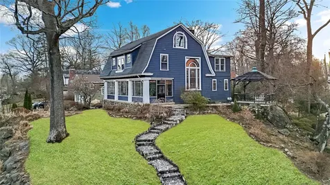 145 N Chatsworth Avenue Larchmont NY 10538