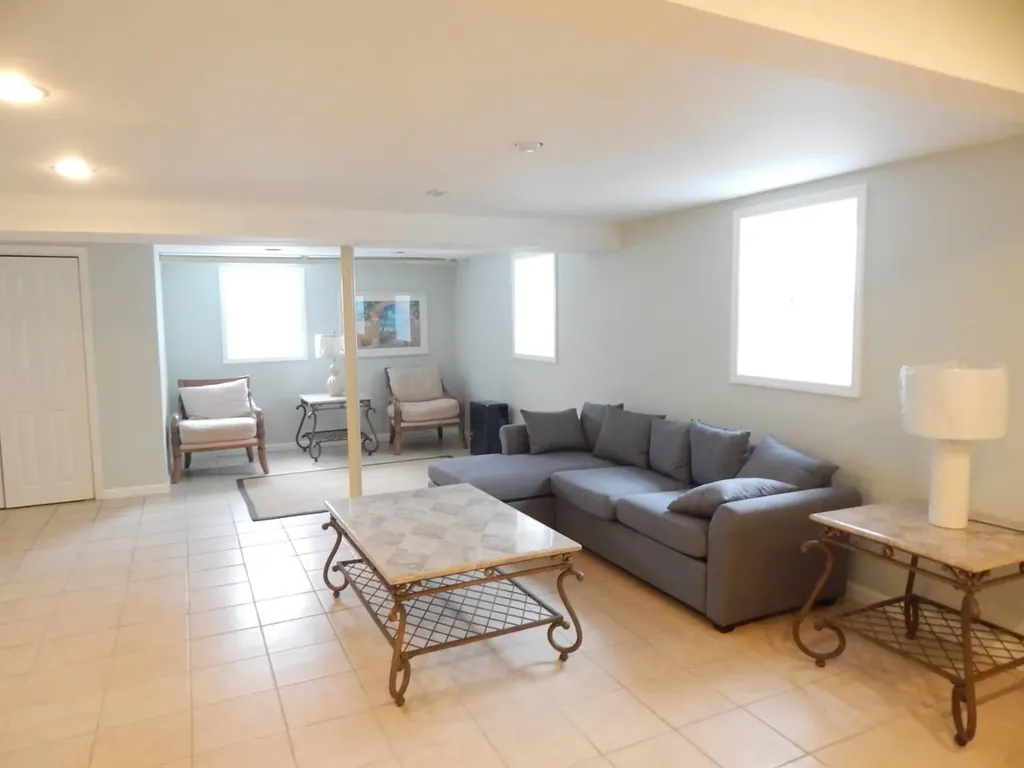 15 Maple Street Westhampton Beach NY 11978