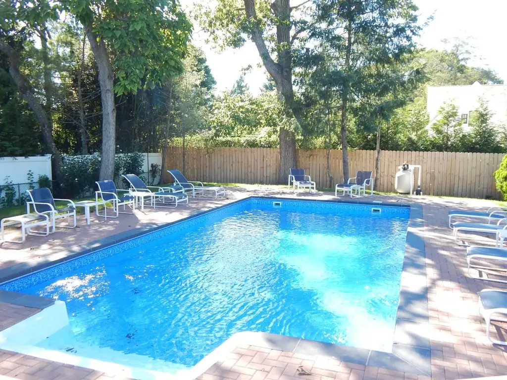 15 Maple Street Westhampton Beach NY 11978